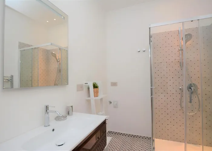 Apartmán La Dotta - Via Jacopo Barozzi 2 *