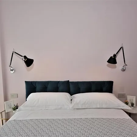 La Dotta - Via Jacopo Barozzi 2 *