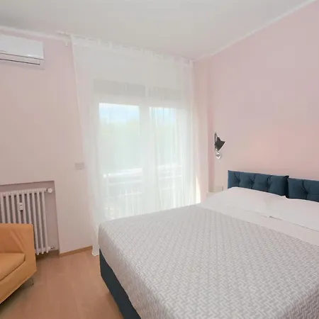 La Dotta - Via Jacopo Barozzi 2